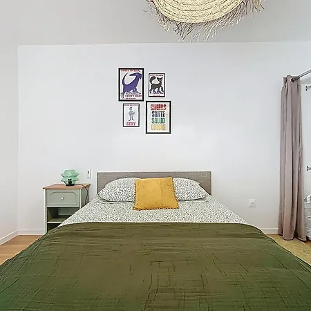 Modern & Spacious With Rooftop 公寓 蒙特勒伊