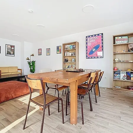 公寓 Modern & Spacious With Rooftop *